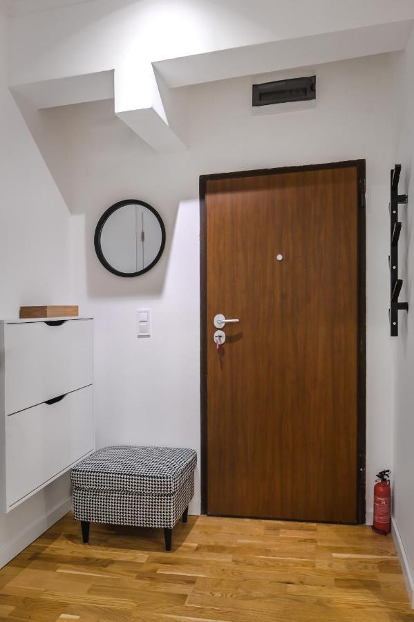 Pieces Of Nature In A Stylish One-Bedroom Flat By Flat Mаnager Sofia Ngoại thất bức ảnh